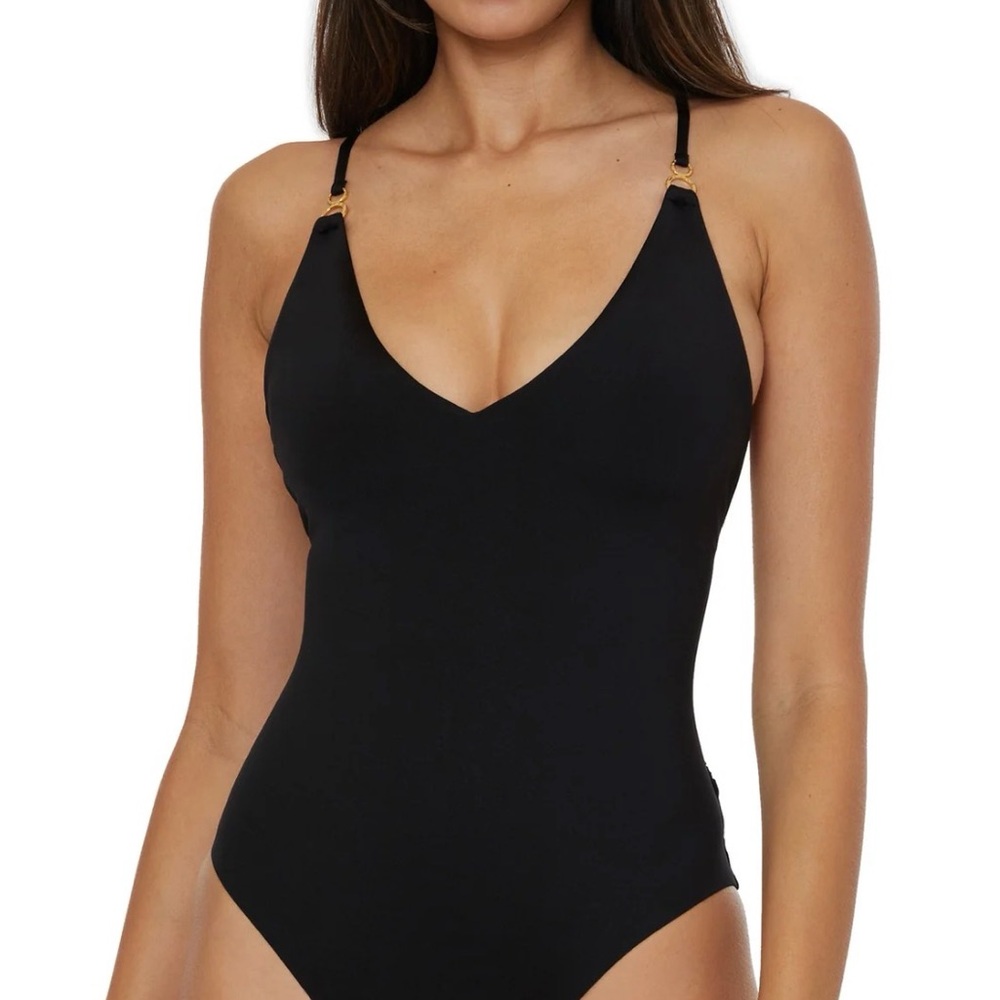 Shade & Shore Black One-Piece Swimsuit